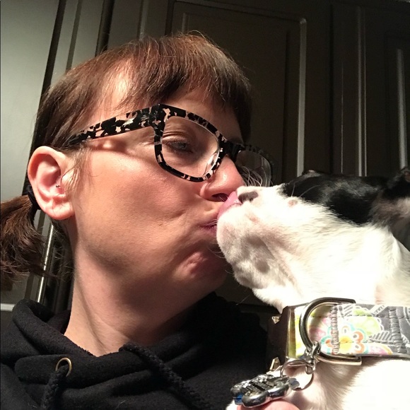 Meet your Posher - Picture 8 of 8